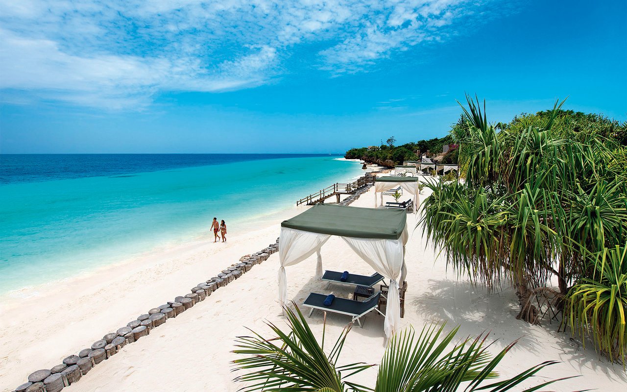 AHG HISIA NUNGWI EXPERIENCE HOTEL